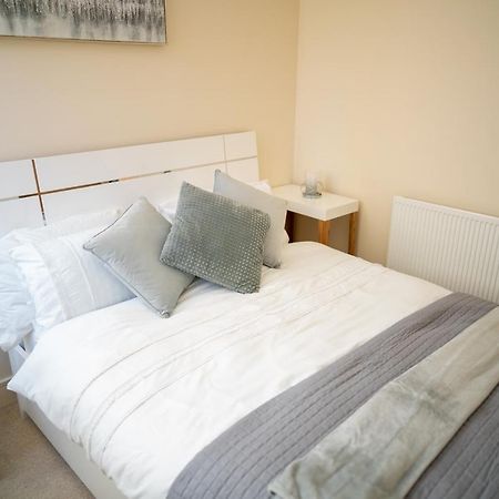 Comfy Spacious Apartment In Canary Wharf London Eksteriør bilde