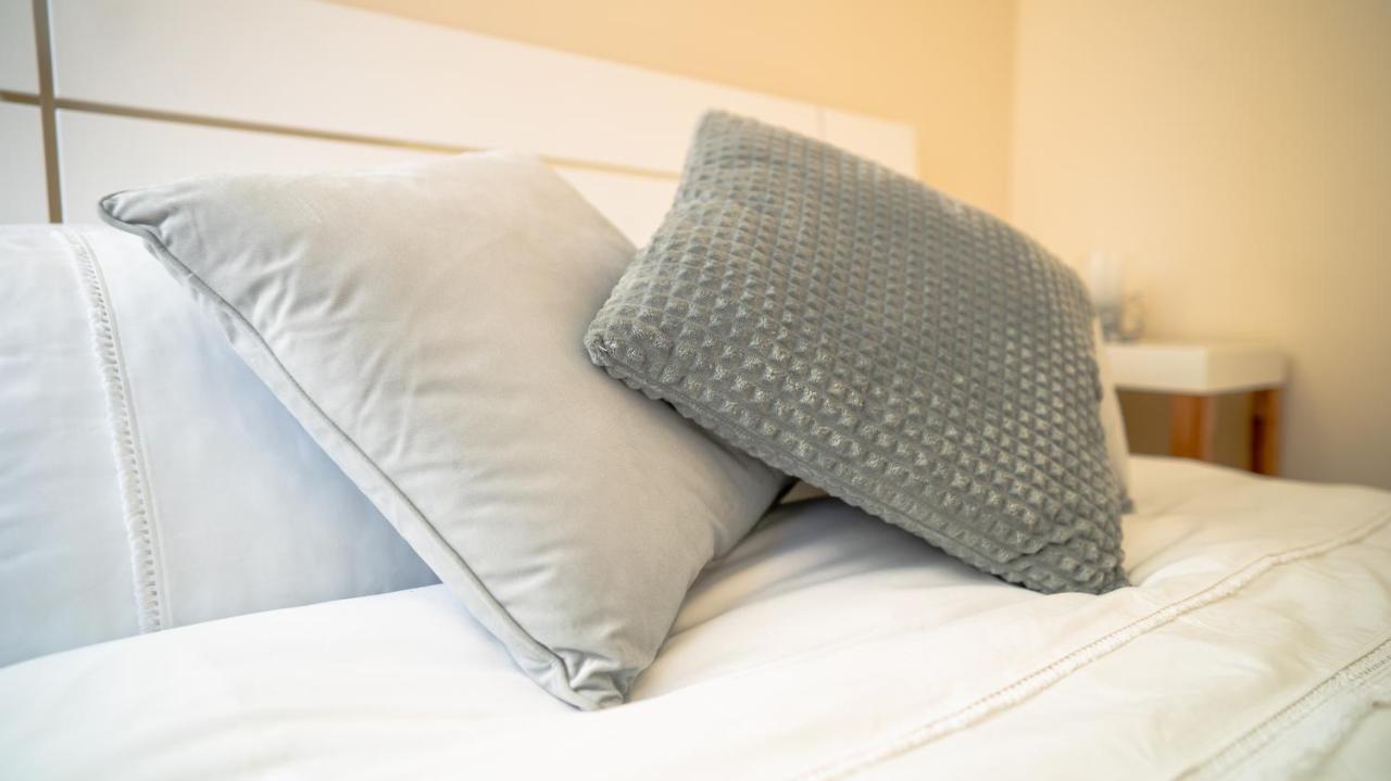 Comfy Spacious Apartment In Canary Wharf London Eksteriør bilde